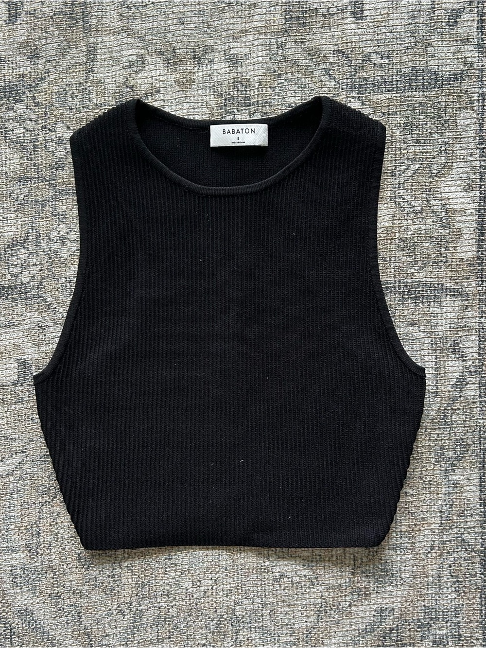 Babaton Sculpt Knit Ribbed High-Neck Cropped Tank